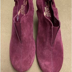 Aerosols Heelrest wine suede sling shoes